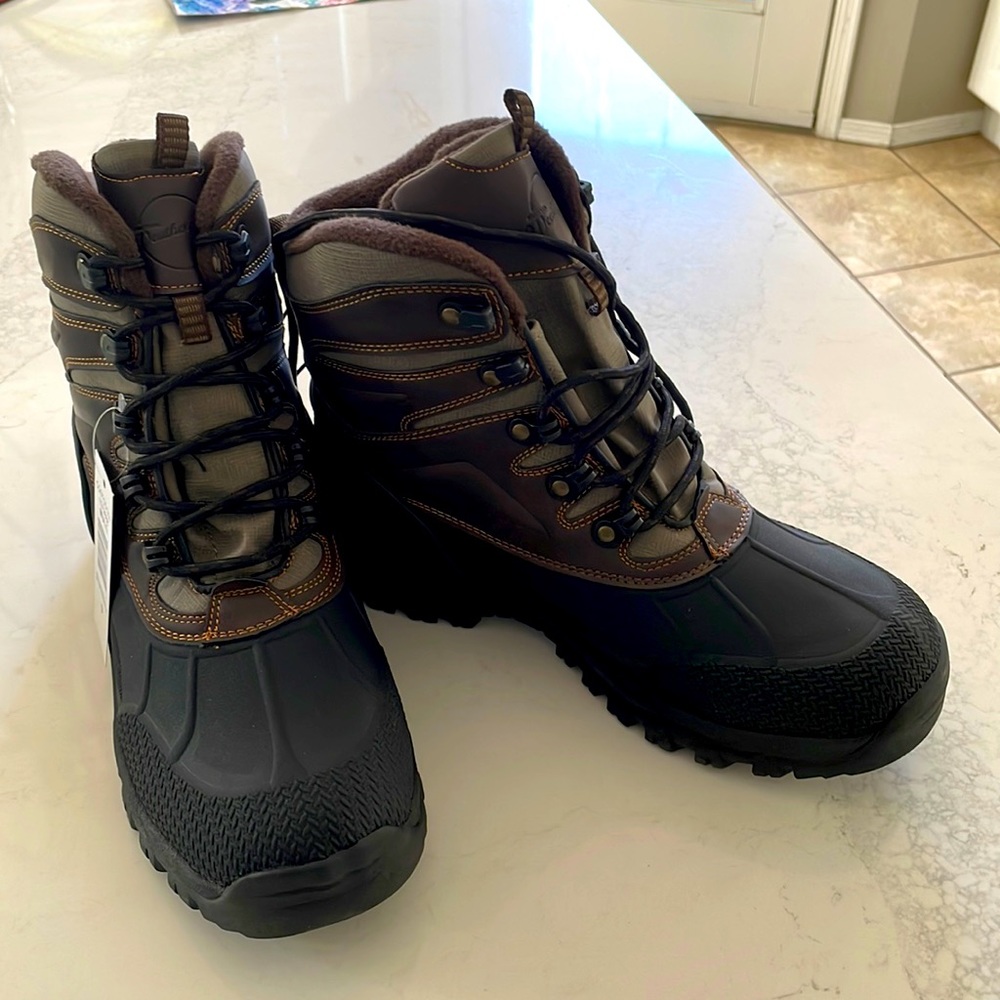 Costco Weatherproof Brown Black size 9 Boot